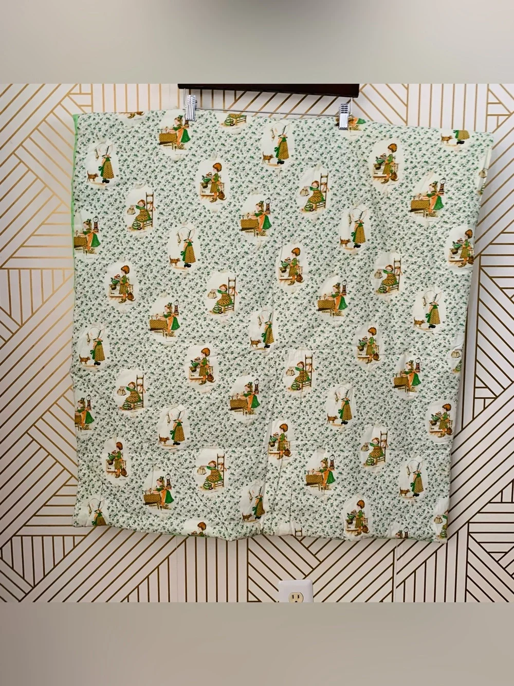 Vintage Holly Hobbie Crib Quilt floral green chores & tasks 70 x 34” flowers
